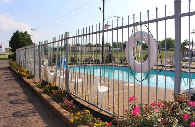 Savannah Lodge
