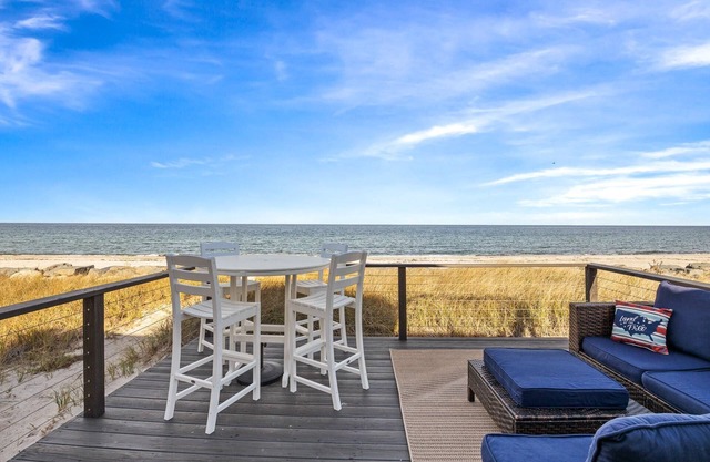 Beachfront Bliss: Stunning Plymouth Home with Direct Beach Access and Luxurious Outdoor Living