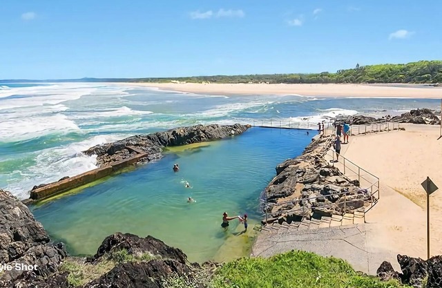 Sawtell Sanctuary - enjoy a private pool!
