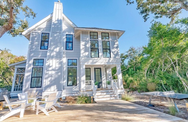 Say Knot on Call to your dream Bald Head Island vacation retreat!