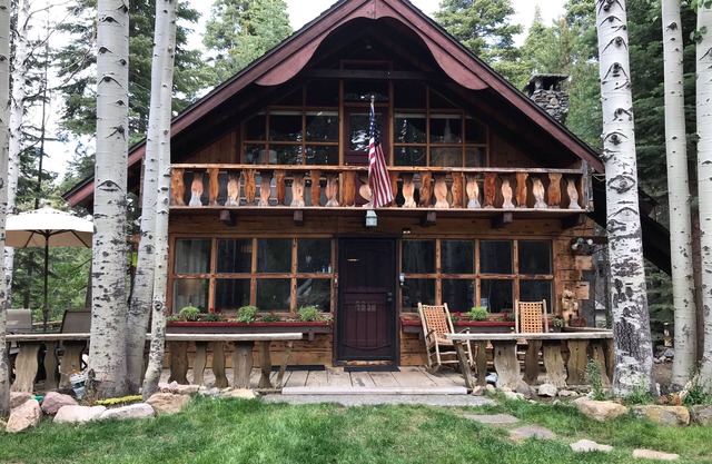 Tahoe Charme Cabane dans Creekside Réglage Près du lac