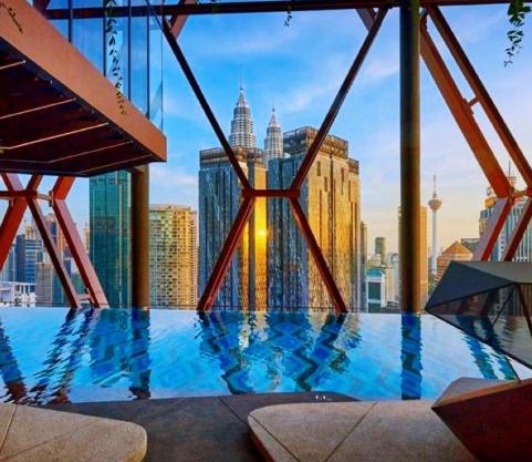 Scarletz Suites Klcc by Purple Orchid