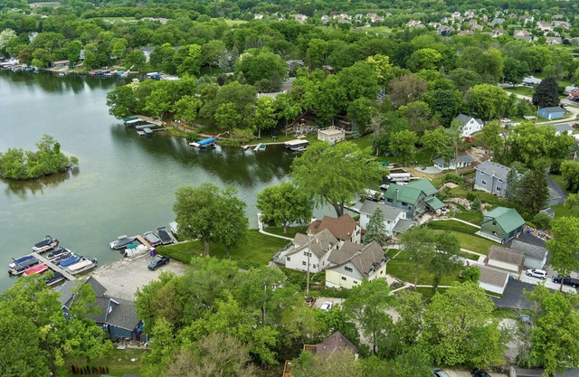 Scenic 4 bedroom WI Lake Home - Newly Renovated!