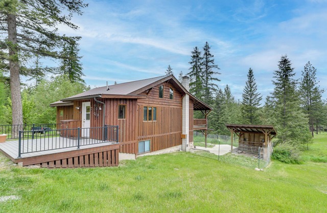 NOUVEAU! Kootenai Forest Home: divertissement en plein air!