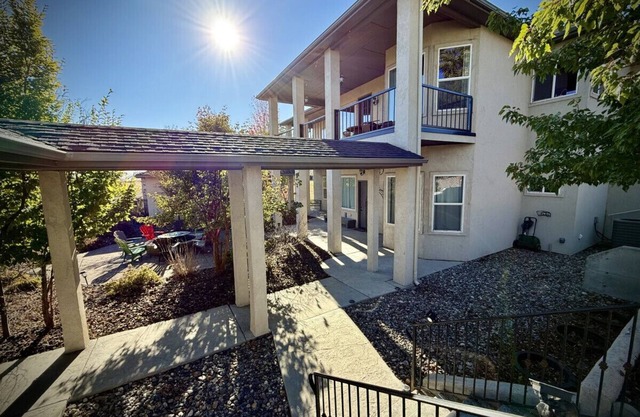 Scenic Views Home, Sleeps 8, Quail Ridge 50% Off!