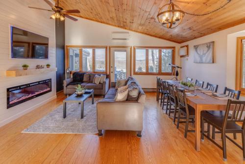 Scenic White Mountains Retreat home