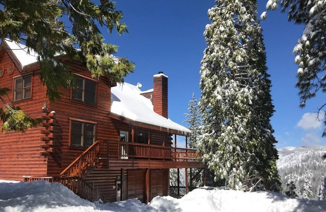 Merveilles Scenic & Little Scenic est un duplex de 6 chambres, avec deux 3 chambres à coucher, deux unités de bain, qui c ...