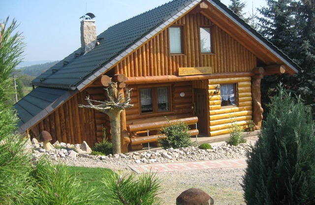 Schneewittchenhütte- Holzblockbohlen Maison de vacances avec cheminée et sauna dans le Vogtland