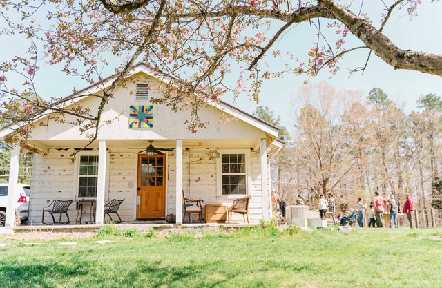Schoolhouse Vintage Home on the Farm
