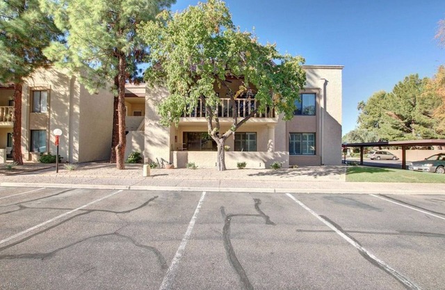 Scottsdale - 2bed/ 2bath