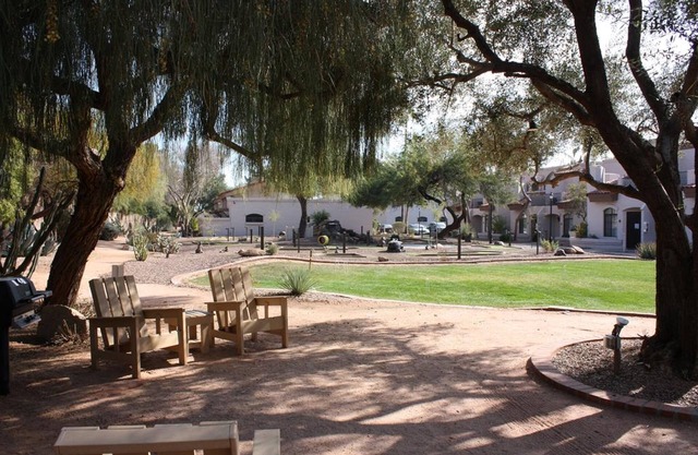 Scottsdale Camelback Resort VRHost