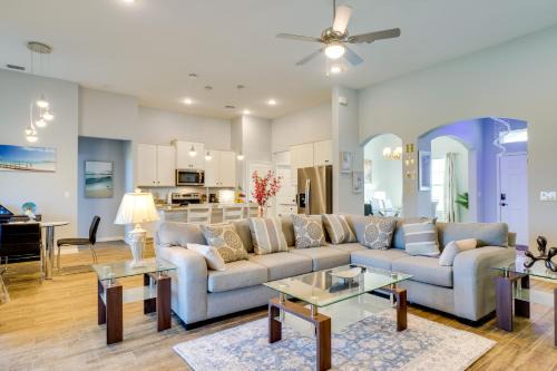 Screened-In Patio and Grill Cape Coral Retreat