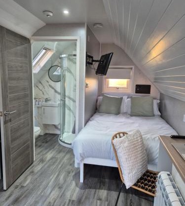 Sea Breeze Chalet