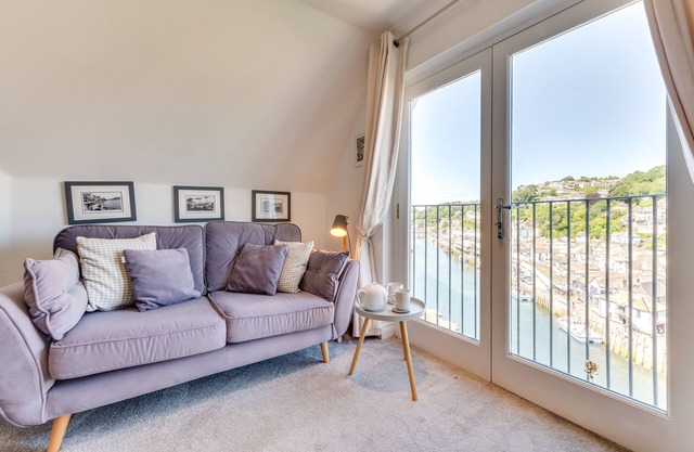 Sea Fever, Flat 10 Harbourside