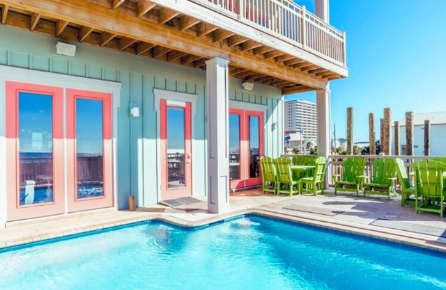 8bd / 8. 5ba Sea Glass Beach House! Ascenseur, piscine privée, cuisine double!