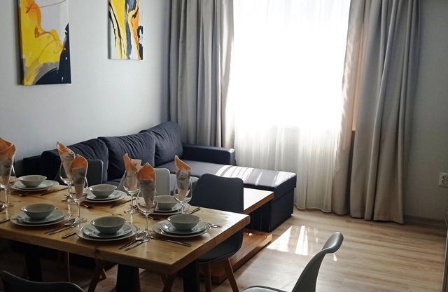 SEA Holisays - Appartement 4 pièces, Bourgas, Bulgarie