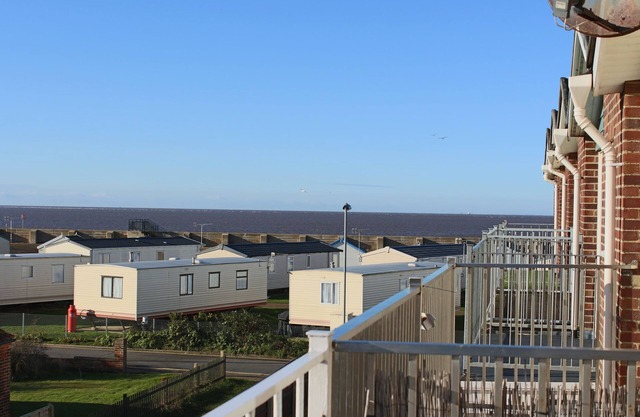Propriété de 3 chambres, 2 salles de bains. Balcon avec vue mer basé à Hunstanton.