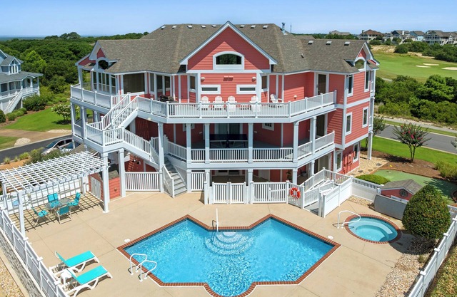Sea It All: Private Pool, Gourmet Kitchen, Hot Tub