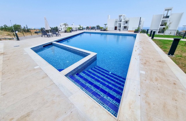 Sea Lagoon Apartment