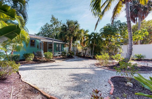 Sea Palm Cottage