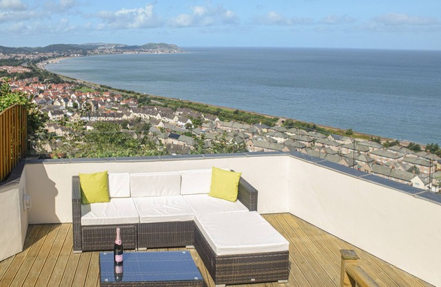 PRIX VUE MER, conviviale et familiale à Old Colwyn, Ref 1000773