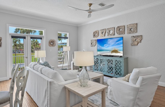 "Sea Suite" 4BR Gulf Place Home - Steps to beach