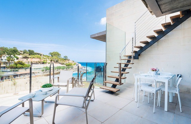 Appartement vue mer avec AC et terrasse en attique à Cala Sant Vicenç, Pollença