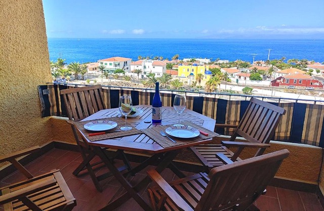 Sea View Playa Arena by HelloApartments