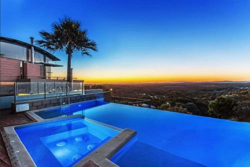 Sea View Retreat Ocean Views Pool Spa