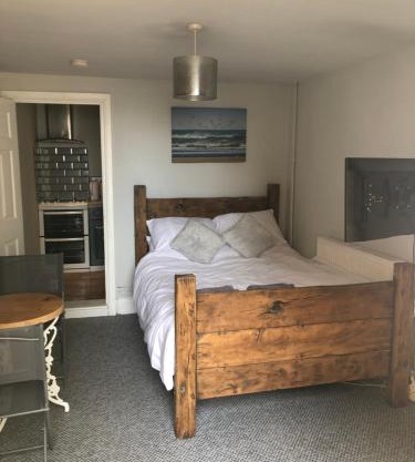 Sea view studio