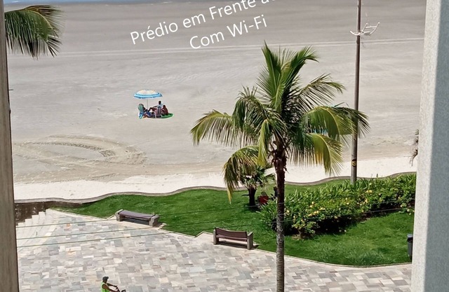 Bâtiment front de mer