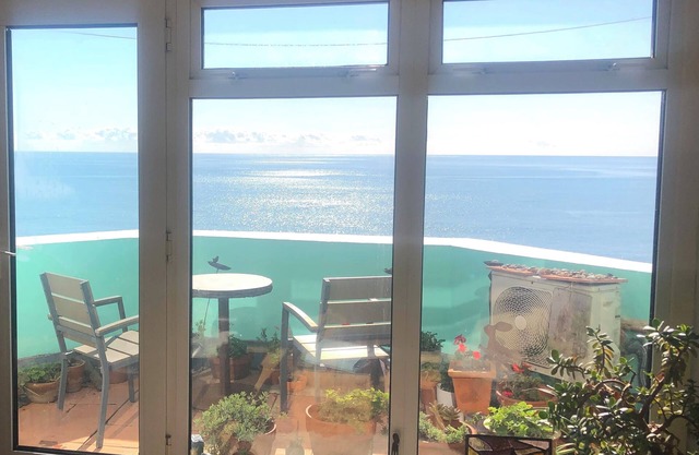 Front de mer, beau balcon, appartement spacieux