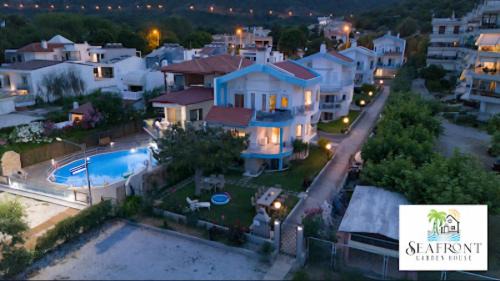 SeafrontGardenHouse Villa