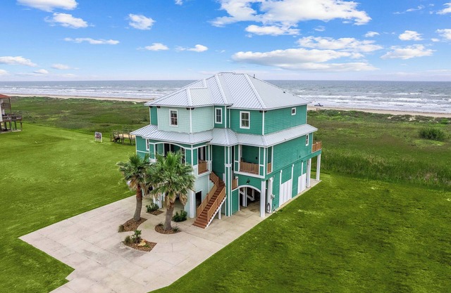 Luxury Beachfront/Elevator/Highest Rated/Fishing Pier/near Surfside Beach
