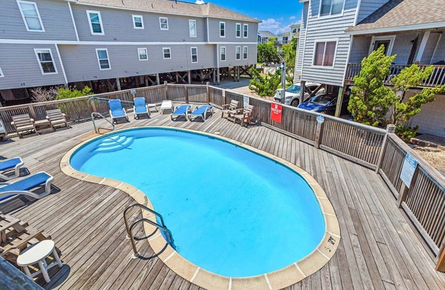 Sealoft Village Retreat – Pool & Beach Access