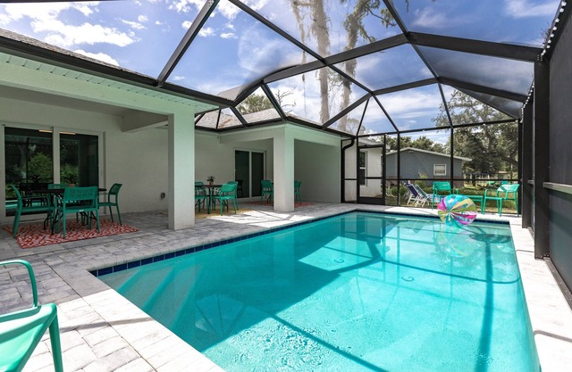 Seascape Duplex: Peaceful Retreat & Heated Pool