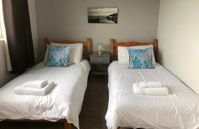 Seascape maisonette with free parking