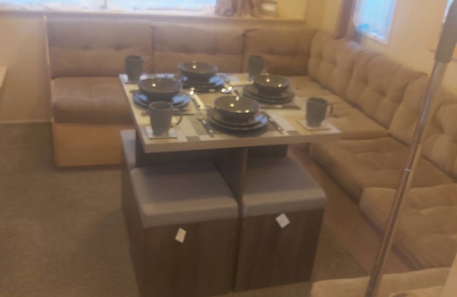 Seaside caravan in Clacton-on-Sea