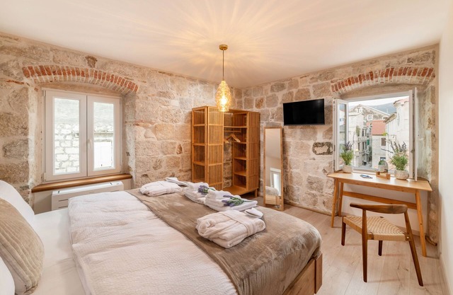 Maison de vacances près de la mer Kastel Novi, Kastela (K-23126)