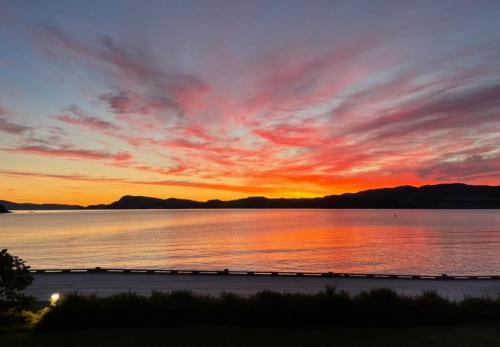 seaside house with stunning sunsets & sun all day Near Trondheim