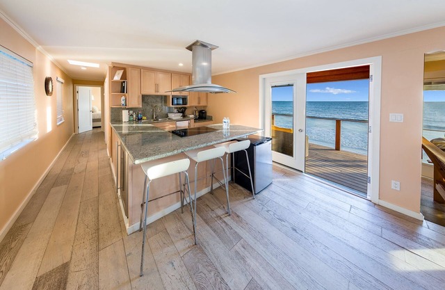Seaside Malibu Escape