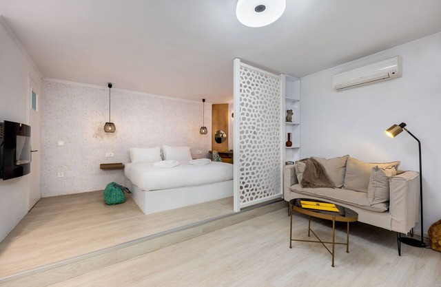 Seaside Nestie Openspace Apartment with Garden by BluPine