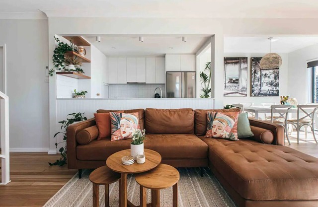 Seaside retreat Wamberal renovated 2023