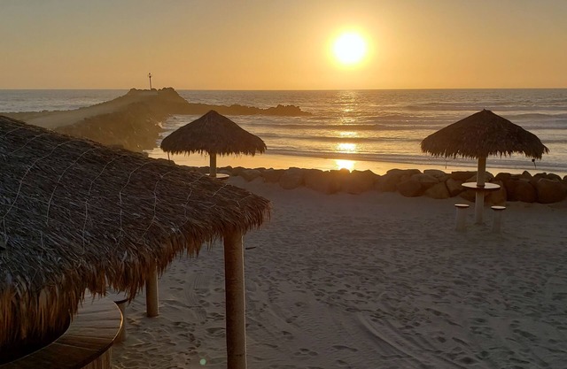 Bord de mer Salina ~ Beachfront Paradise ~