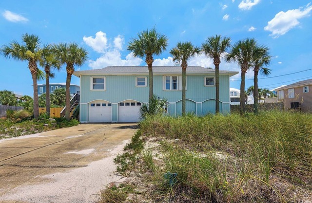 🌴Seaside Serenity | Coastal Charm w/ Private Pool, Walk to Beach, Pets Welcome