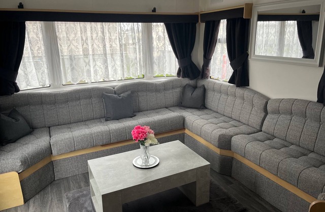 Seaside Serenity Caravan (the chase) caravan site
