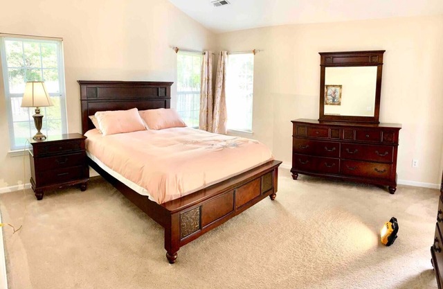 Seaside Serenity: Your Perfect Retreat!