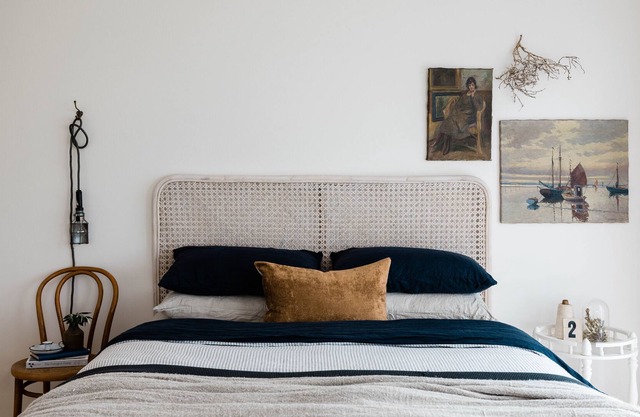 Seaside surf shack for couples & families