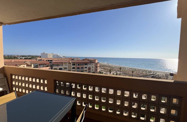 Appartement T2 Climatisé avec Piscine, Terrasse et Accès Direct Plage, 4 Couchages – Le Barcarès