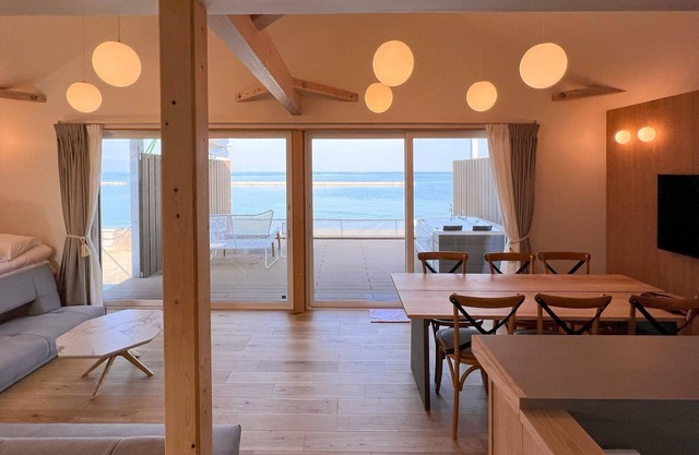 Seaside villa for rent with jacuzzi overlooking th / Sanuki Kagawa